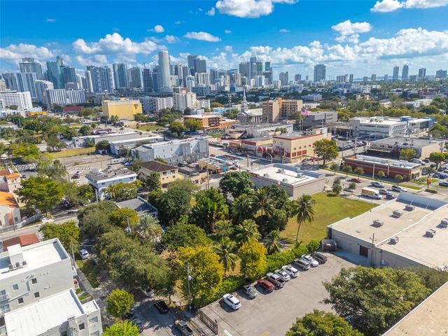 1025 W Flagler St, Miami, FL 33130