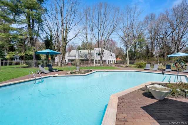 91 Hoaglands Lane, Old Brookville, NY 11545