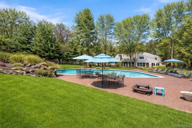 91 Hoaglands Lane, Old Brookville, NY 11545