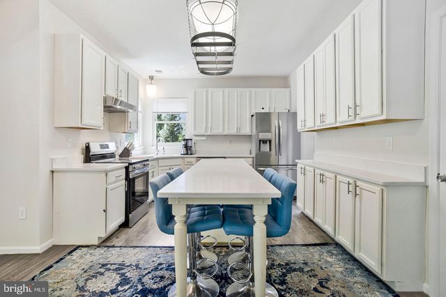 2322 HAWKS LANDING CT, Waldorf, MD 20601