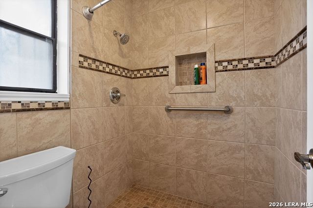 6202 RIDGE ARBOR ST, San Antonio, TX 78250