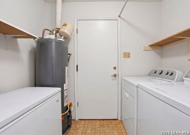 6202 RIDGE ARBOR ST, San Antonio, TX 78250