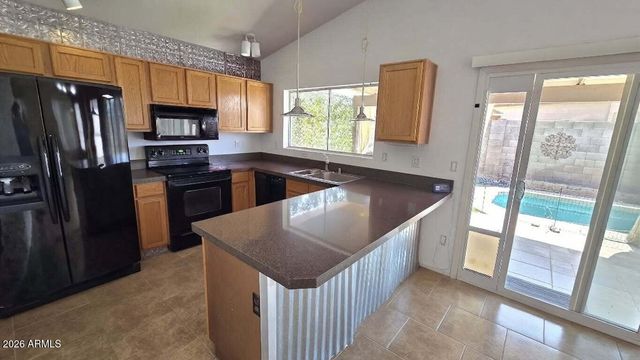 8574 N 110TH Avenue, Peoria, AZ 85345