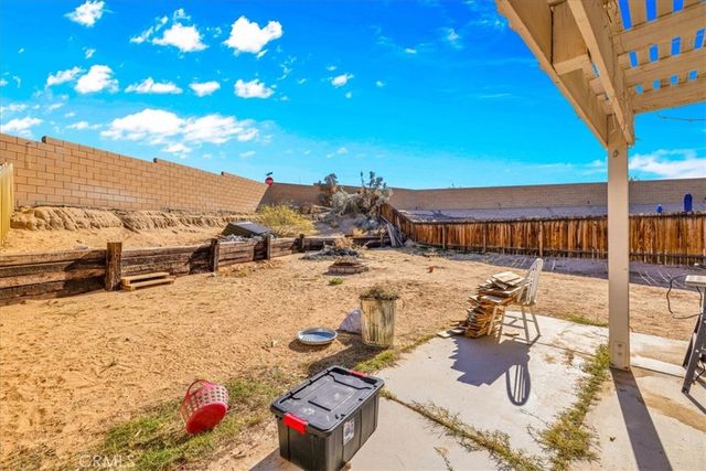 5279 Verenda Avenue, 29 Palms, CA 92277