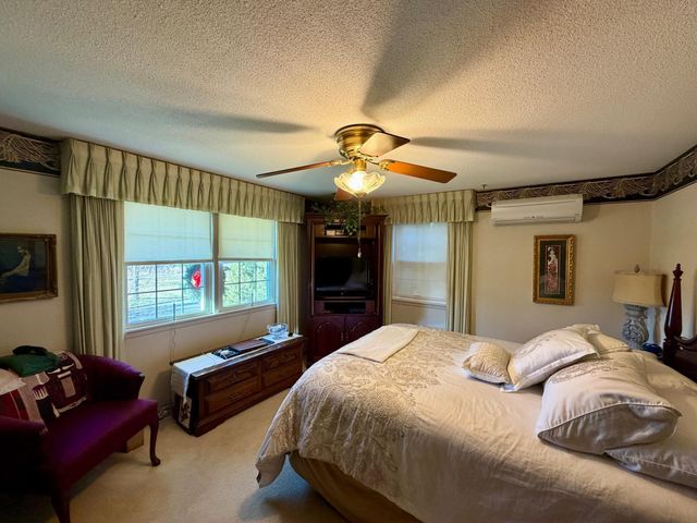 2602 Rivershore Drive, Moorhead, MN 56560