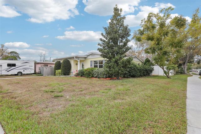 8500 55TH STREET N, Pinellas Park, FL 33781
