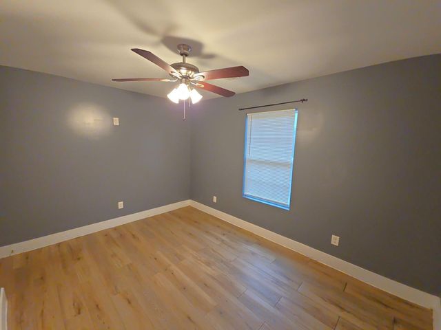 11435 Raincove Drive B, Houston, TX 77016