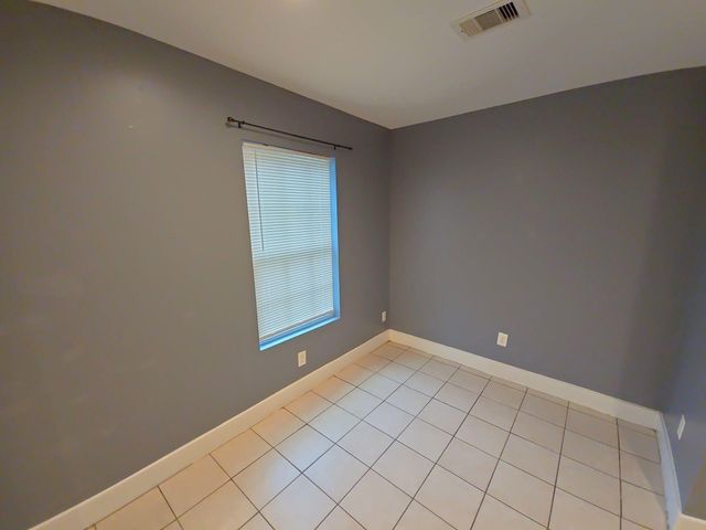 11435 Raincove Drive B, Houston, TX 77016