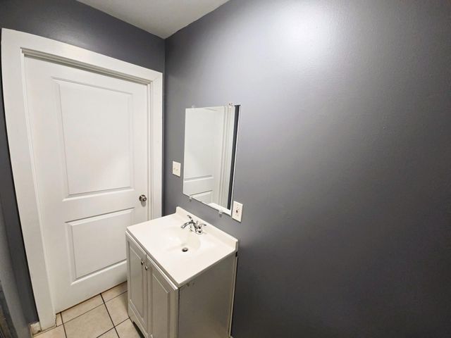 11435 Raincove Drive B, Houston, TX 77016