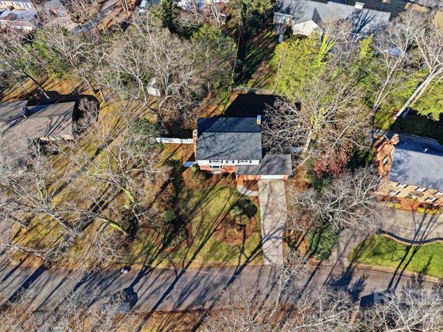 1347 10th Street Drive NW, Hickory, NC 28601