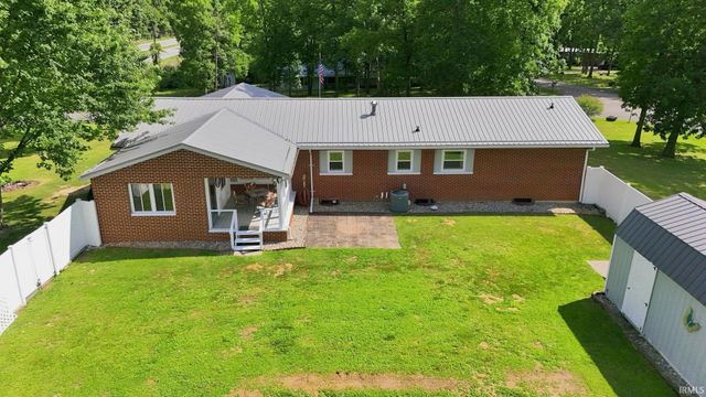 9504 Manor Woods Road, Fort Wayne, IN 46804