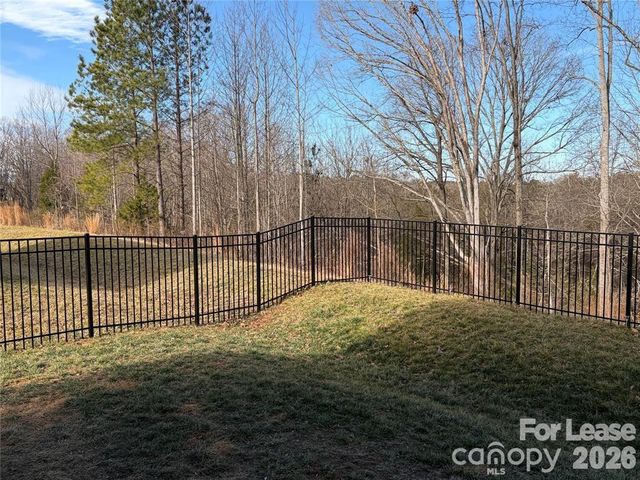 4119 Village Boulevard NW, Conover, NC 28613