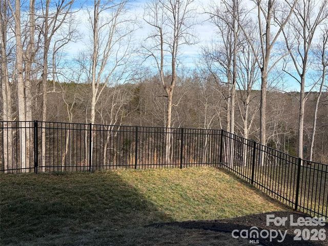 4119 Village Boulevard NW, Conover, NC 28613