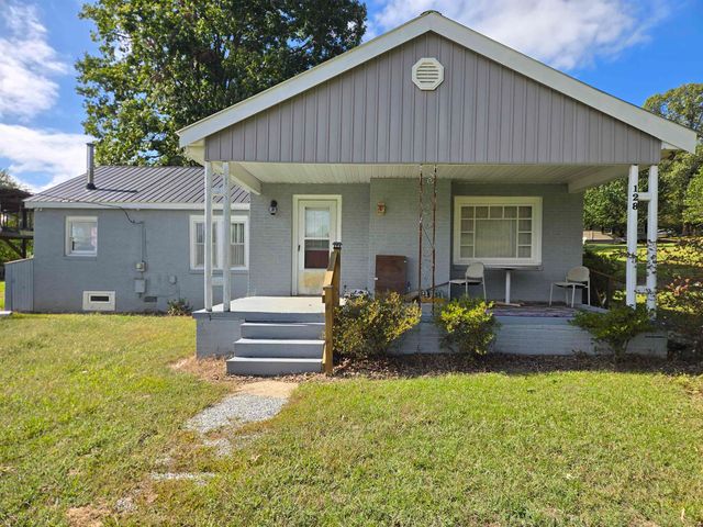 128 Goodjoin Road, Landrum, SC 29356