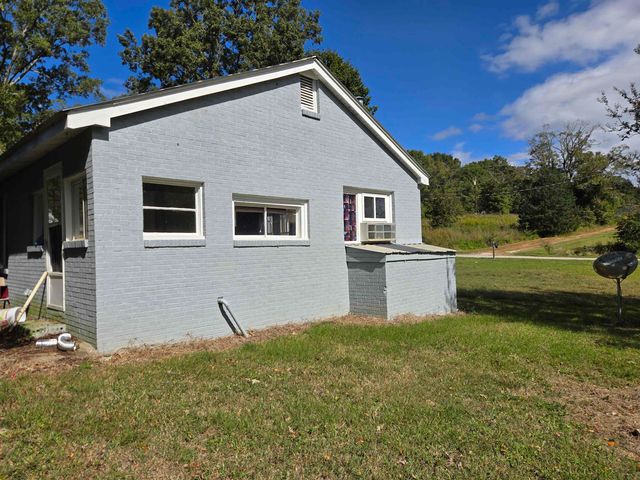 128 Goodjoin Road, Landrum, SC 29356