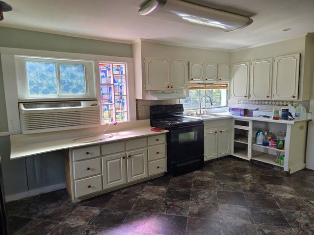 128 Goodjoin Road, Landrum, SC 29356