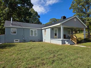 128 Goodjoin Road, Landrum, SC 29356