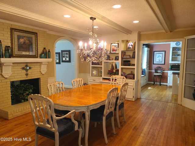 1957 Country Squire Road, Kinston, NC 28504