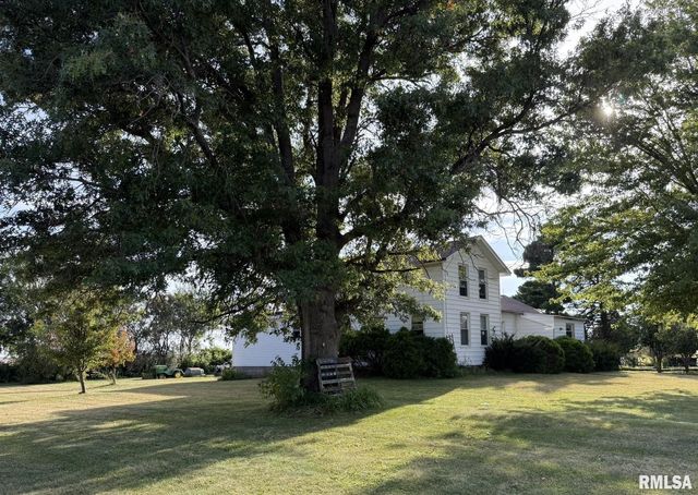 22 Knox Rd 1800 N, Galesburg, IL 61401