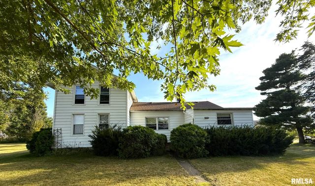 22 Knox Rd 1800 N, Galesburg, IL 61401