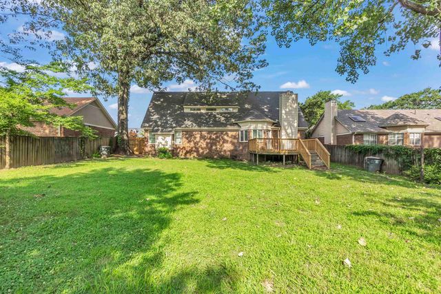 488 W REGIS PL, Memphis, TN 38018