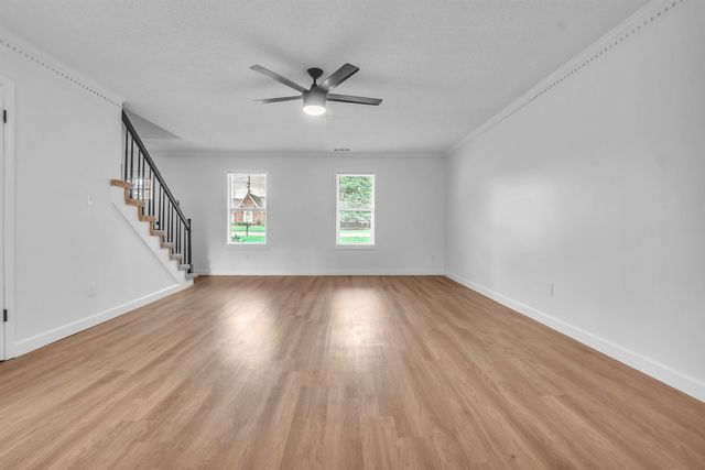 488 W REGIS PL, Memphis, TN 38018