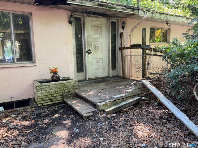 72 Grenelle Street, Bridgeport, CT 06606