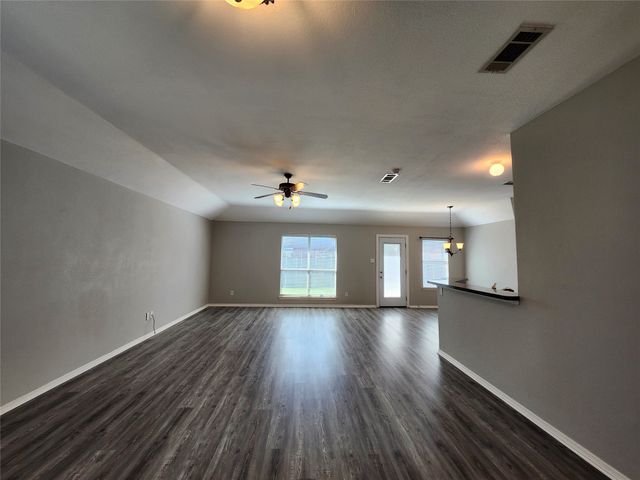 4710 Ashbury Lane, Mansfield, TX 76063