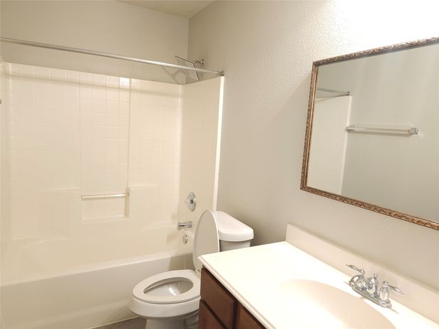 4710 Ashbury Lane, Mansfield, TX 76063