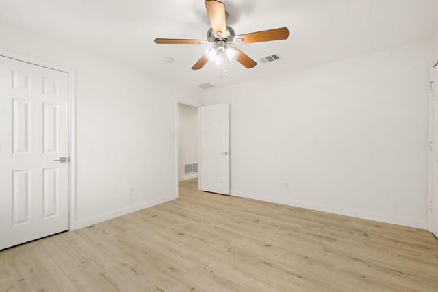 218 Altamont ST, Hutto, TX 78634