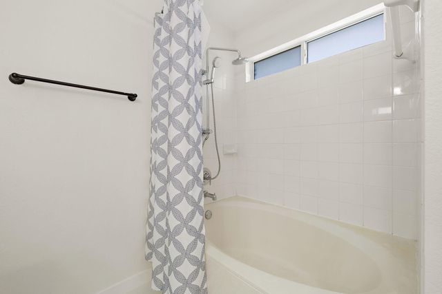 218 Altamont ST, Hutto, TX 78634