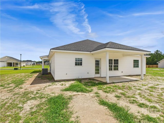 53 Freshwater Lane, Ludowici, GA 31316