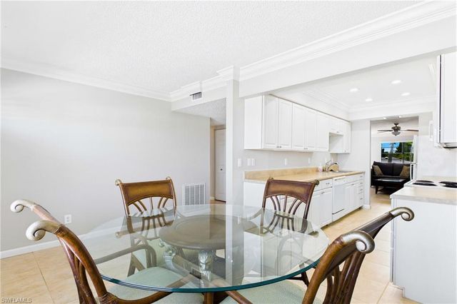 4711 SE 5th AVE 7, Cape Coral, FL 33904