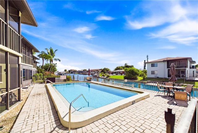 4711 SE 5th AVE 7, Cape Coral, FL 33904