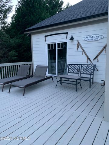 127 Shaw Drive, West End, NC 27376