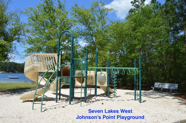 127 Shaw Drive, West End, NC 27376