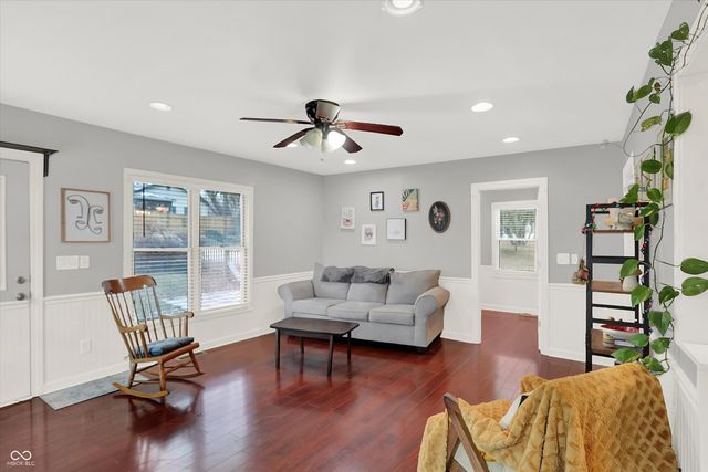 118 Nakomis Street, Noblesville, IN 46062