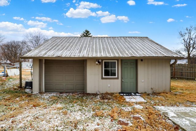 118 Nakomis Street, Noblesville, IN 46062