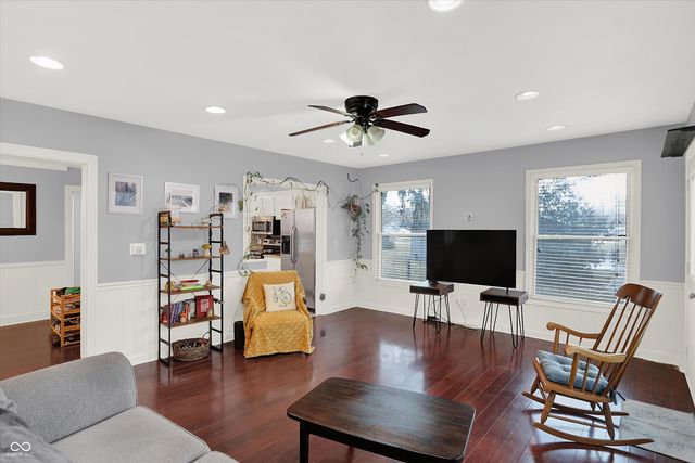 118 Nakomis Street, Noblesville, IN 46062