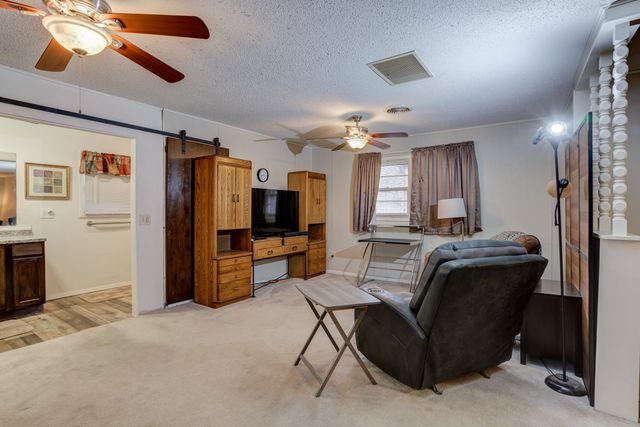 2814 67th Street, Lubbock, TX 79413