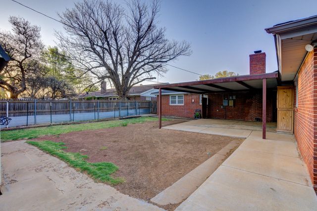 2814 67th Street, Lubbock, TX 79413