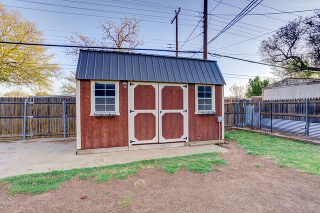 2814 67th Street, Lubbock, TX 79413