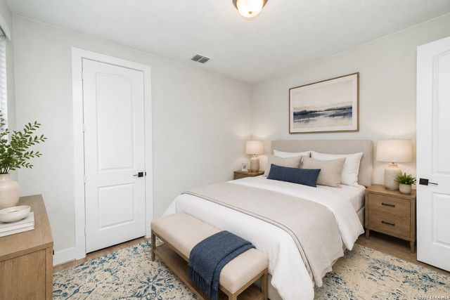 5373 HARTLEY SQ, Schertz, TX 78108