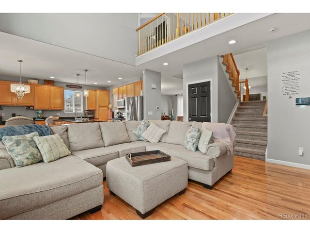 8739 Triple Crown Dr, Longmont, CO 80504