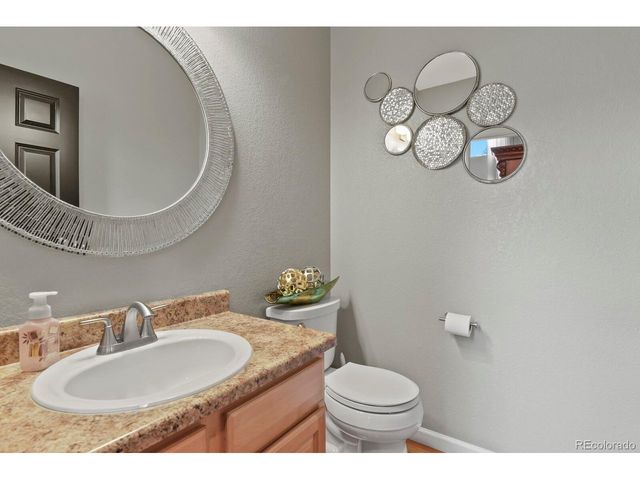 8739 Triple Crown Dr, Longmont, CO 80504