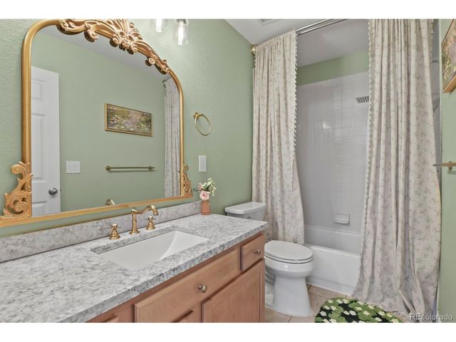 8739 Triple Crown Dr, Longmont, CO 80504