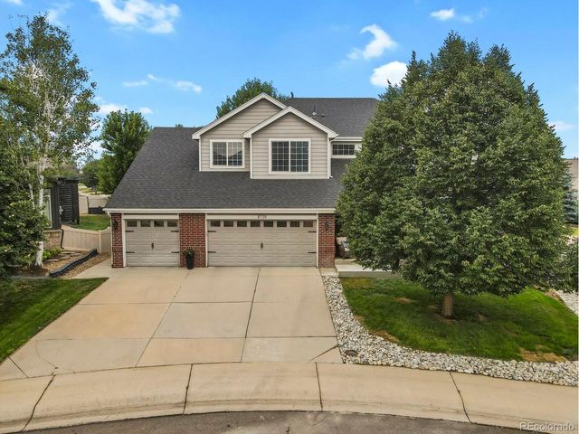 8739 Triple Crown Dr, Longmont, CO 80504