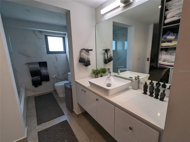 305 VILLAMIL 2001, Santurce, PR 00907