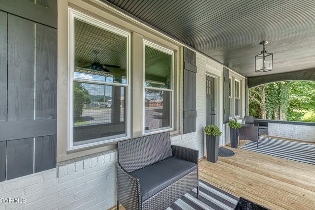 1208 Bluff City Highway, Bristol, TN 37620