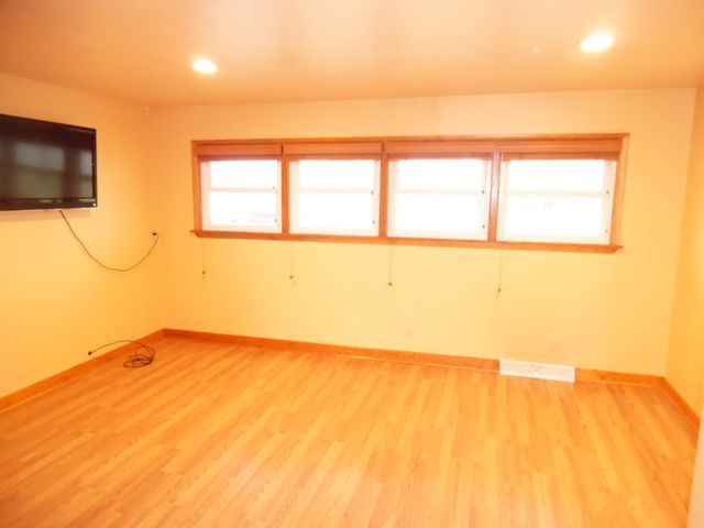 7710 Madison Street, Merrillville, IN 46410